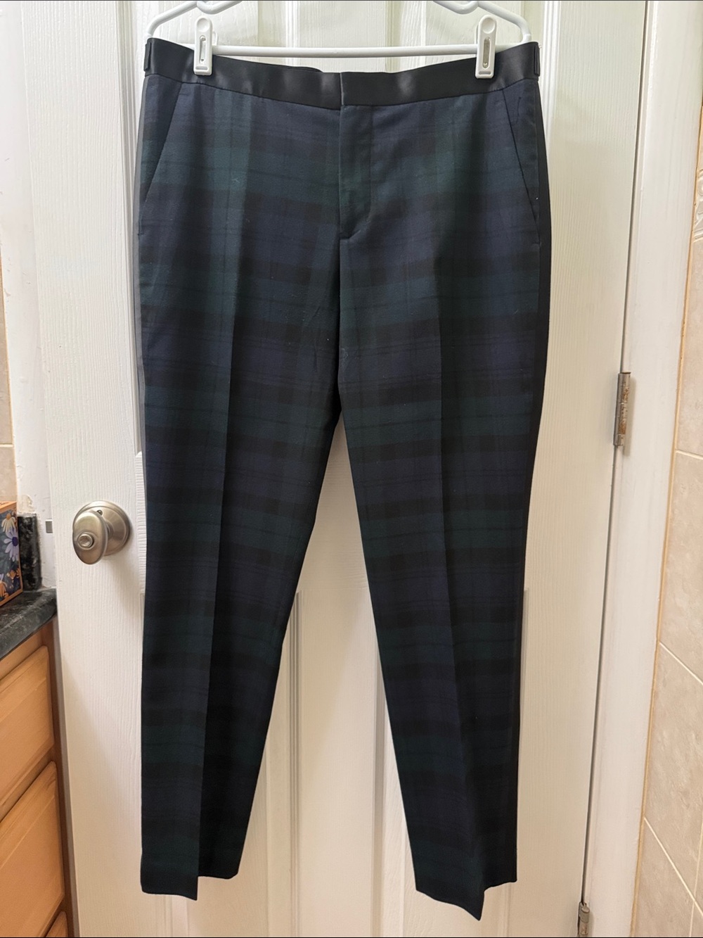 Express Men's Blackwatch Plaid Dress Pants - Black & Dark Green - slim fit -
